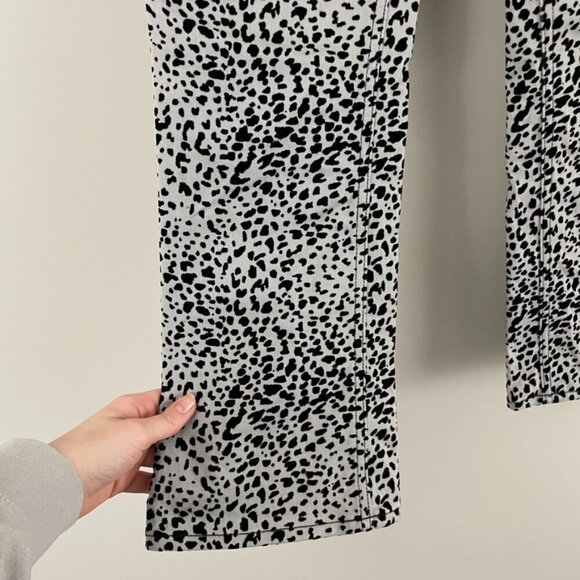 Rag & Bone Hana Velvet Cheetah Print Crop Flare Jeans Size 27 - Picture 6 of 7